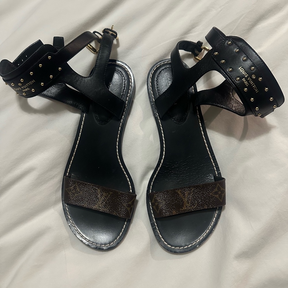 Louis Vuitton Sandals